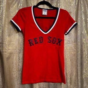 PINK Victorias Secret 5th & Ocean Red Sox Play Ball MLB V Neck Shirt Small